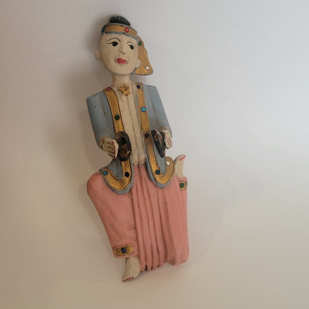 Vintage 9.5" Hand Carved Thai Wooden Musician Wall Hanging Made Thailand Green